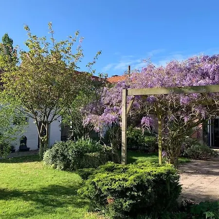 Holiday home Ferme Renovee 300m2 La Casa Jeb : Charme, Calme Et Nature